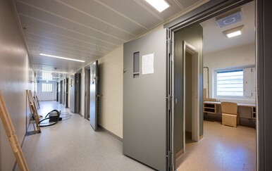 Švedski zatvori pripremaju se za smještaj tinejdžera