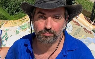 Glumica Bojana Gregorić Vejzović obilježila je Dan očeva dirljivom objavom na društvenim mrežama, podijelivši niz obiteljskih fotografija svog supruga Enesa Vejzovića