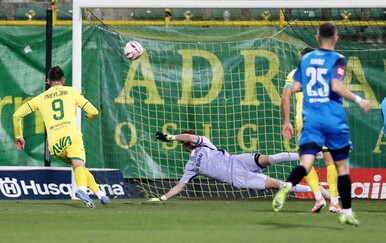 Pogledajte najluđi gol u povijesti HNL-a: Varaždince uništila "krtica"