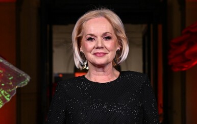 Ksenija Pajić u crnoj toaleti na Večernjakovoj ruži 2026.