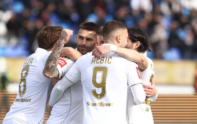 UŽIVO VUKOVAR - HAJDUK: Livaja i Brajković zabijali za vodstvo Bijelih u Osijeku!