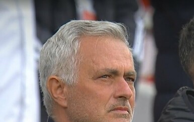 VIDEO Tuga u Lisabonu: Potreseni Jose Mourinho nije mogao zaustaviti suze