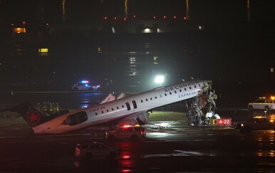 Avionska nesreća na aerodromu LaGuardia u New Yorku