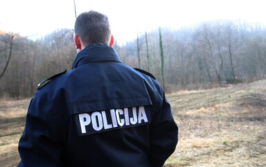 Tragedija u Međimurju: Muškarac rušio stablo, palo je na 57-godišnjaka i ubilo ga