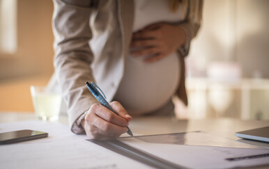 IMAŠ PRAVO, OSTVARI GA! Trudnice imaju pravo na slobodan dan za prenatalni pregled, dojilje pravo na stanku za dojenje