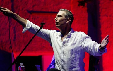 Kviz: Nastavite stihove Massima Savića