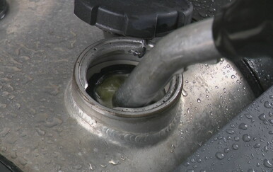 Zbog poskupljenja goriva strahuju prijevoznici, najavljuju se skuplje autoškole