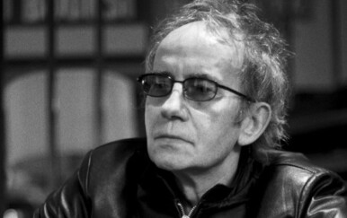 Hrvatskom pjesniku dodijelili najveću nagradu, društvene mreže gore zbog njegovih stavova o pedofiliji