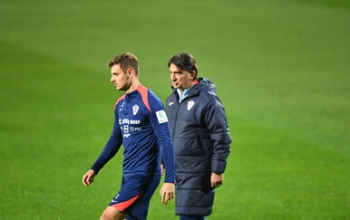 Neviđena scena u povijesti treninga Vatrenih: "Kako se izgovara prezime Sučić"