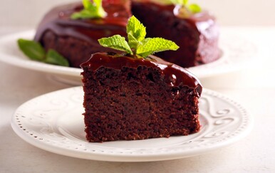 Veganska čokolada torta sa slatkim krumpirom recept