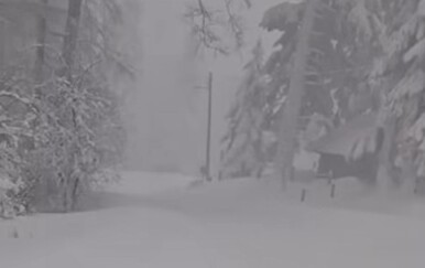 FOTO/VIDEO Učenici jedne škole zapeli na Sljemenu, ne mogu kućama: Prestravljeni su