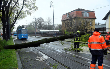 Civilna zaštita objavila kako se treba ponašati za vrijeme nevremena