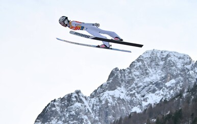 Nika Prevc postavila novi svjetski rekord u skijaškom letu