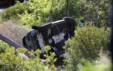 Tiger Woods u teškoj prometnoj nesreći na Floridi: Terenac završio prevrnut uz cestu