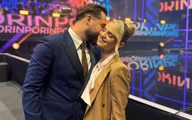 Matija Cvek i Miriam Cvek preuzeli nagradu na Porinu za Jakova Jozinovića