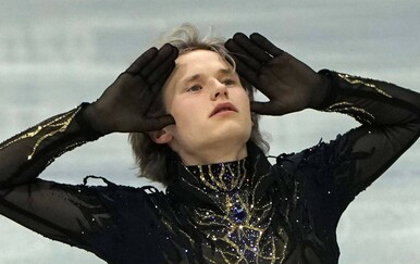 Mjesec dana nakon kraha na Olimpijskim igrama osvojio naslov svjetskog prvaka