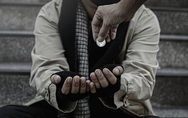 Tri žene i dva muškarca osumnjičeni za trgovanje ljudima