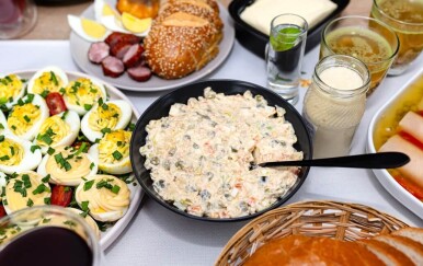 Što dodati na uskrsni stol da probava lakše podnese blagdanski ručak?