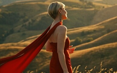 Danijela Martinović izbacila je svoj novi singl "Lipa ostani"