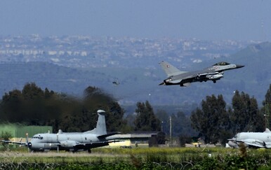 Italija zabranila SAD-u korištenje baze Sigonella za letove prema Bliskom istoku
