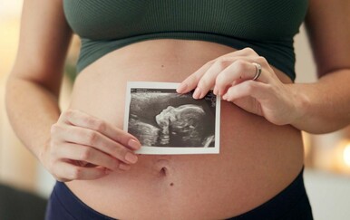 Obitelji iz Britanije tvrde da su u klinici za umjetnu oplodnju dobile pogrešnu spermu