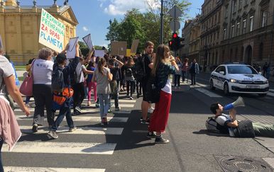 Prosvjed učenika za klimu (Dnevnik.hr)