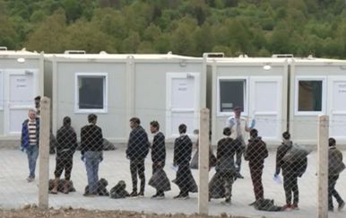 Kamp za migrante između Bihaća i Bosanskog Petrovca - 3