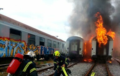 Požar na vagonu u Zagrebu