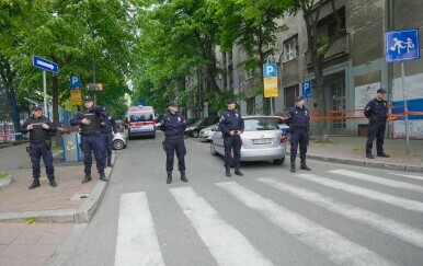 Hitne službe na mjestu pucnjave u Beogradu - 5