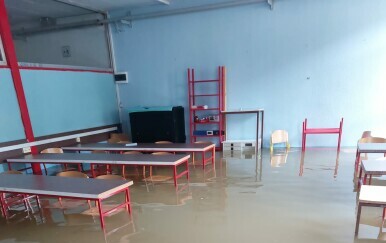 Poplavljena škola u Obrovcu - 5