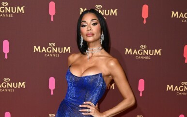 Nicole Scherzinger - 3