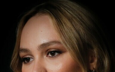 Lily-Rose Depp - 6