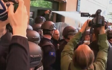 Nemirno na sjeveru Kosova - 1