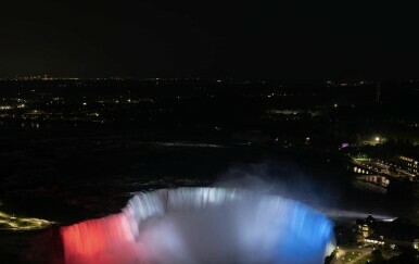 Niagara u bojama hrvatske zastave - 6