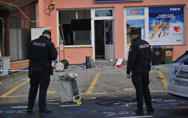 Eksplozija bankomata u Vukomercu - 1