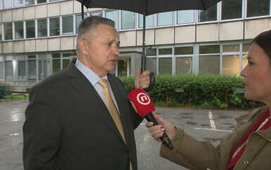 Zoran Vujasin, odvjetnik Almina Đape i Josipa Krajinović, reporterka Dnevnika Nove TV