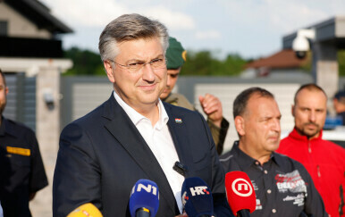 Premijer Andrej Plenković na mjestu pada aviona - 1