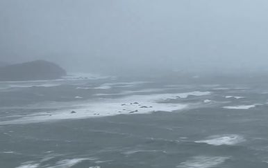 Novi Zeland: Zbog jakog vjetra i obilnih kiša zatvorene škole i otkazani letovi
