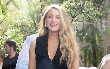 Blake Lively - 3