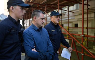 FOTOGALERIJA Pogledajte privođenje osumnjičenih u aferi Hipodrom