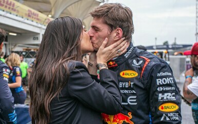 Max Verstappen i Kelly Piquet - 1