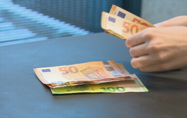 Zaposlenici zagrebačke županije dobili su