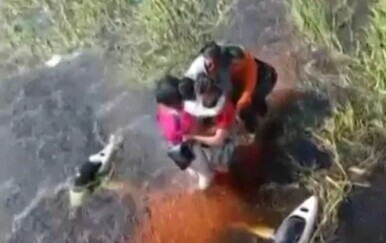 Petero ljudi preživjelo je 36 sati u močvari nakon pada zrakoplova