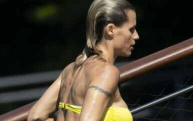 Michelle Hunziker - 3