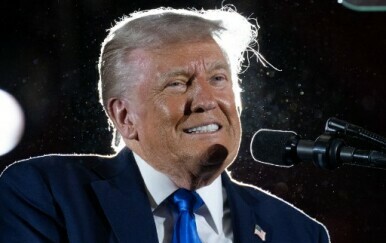 Trump kaže da se ne planira kandidirati za treći mandat