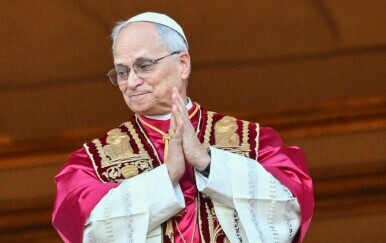 Papa Lav XIV.