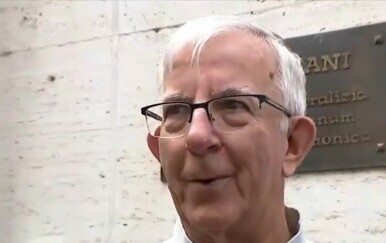S reporterkom Dnevnika Nove TV Barbarom Štrbac razgovarao je pomoćnik novog pape