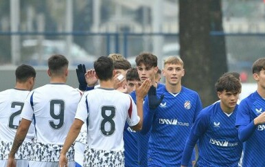 Juniori Hajduka i Dinama