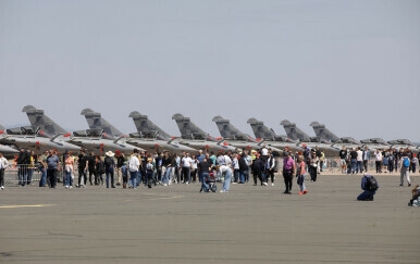 Aeromiting u Velikoj Goroci prvi put okupio sve Rafale, ali i drugu vojnu tehniku, hrvatsku i NATO saveznika