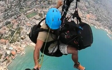 Glupiranje na visini umalo ga stajalo glave, kamera snimila važnu lekciju